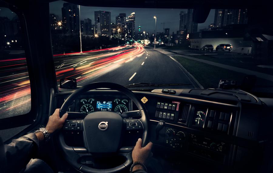 Торпедо Volvo VNR 400 2017 года  (фото 3 из 5)